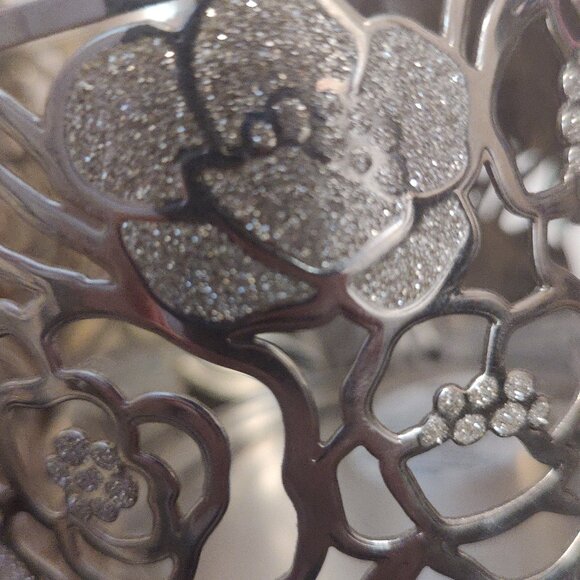 Set of Three Bath and Body Works Three Wick Candle Holders - Picture 4 of 6